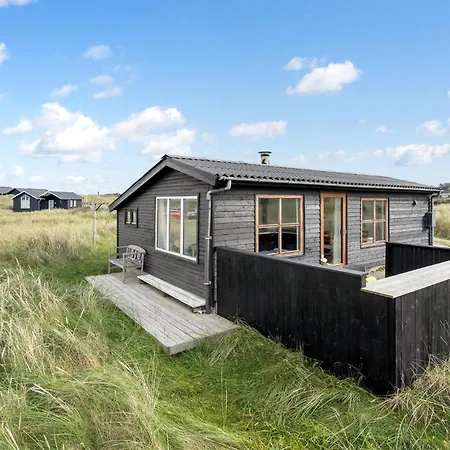 Nyaraló One Bedroom Stunning In