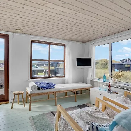 1 Bedroom Stunning In Σπίτι διακοπών Hjørring