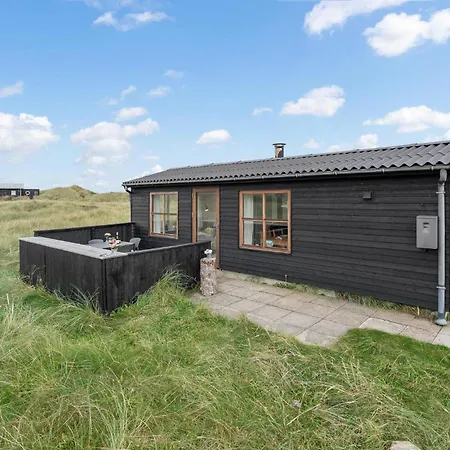 Nyaraló One Bedroom Stunning In Hjørring